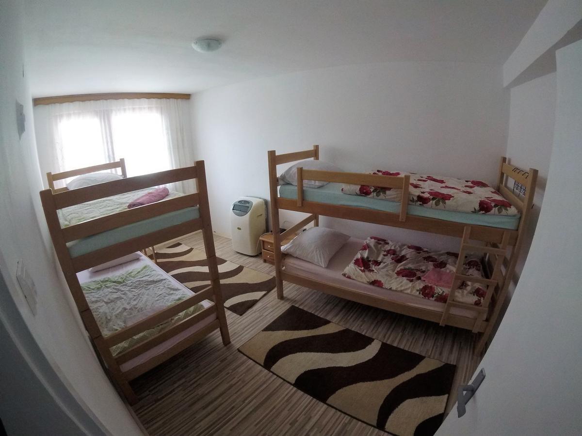 Guest House Dada Mostar Esterno foto